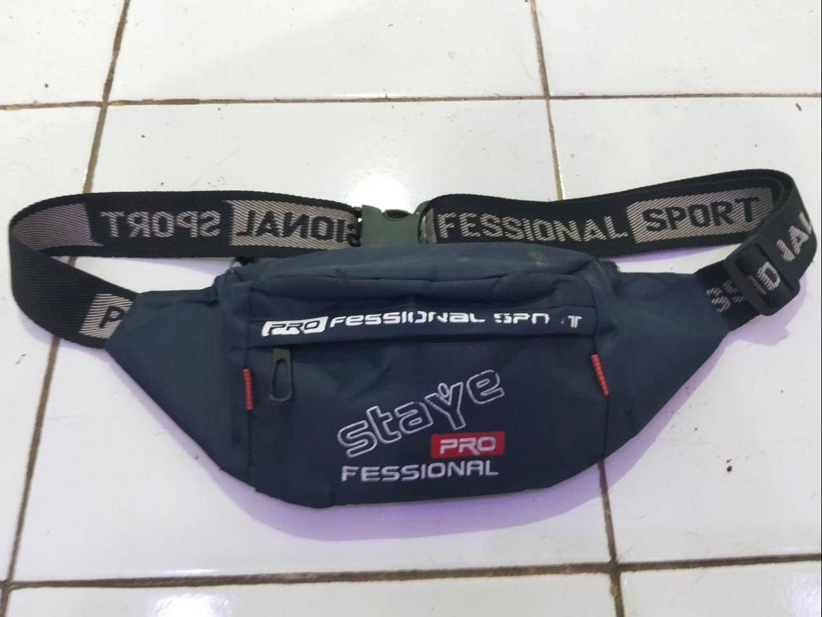 Barang bukti kasus penjambretan di depan Pasar Tajinan. (Dok. Humas Polres Malang)