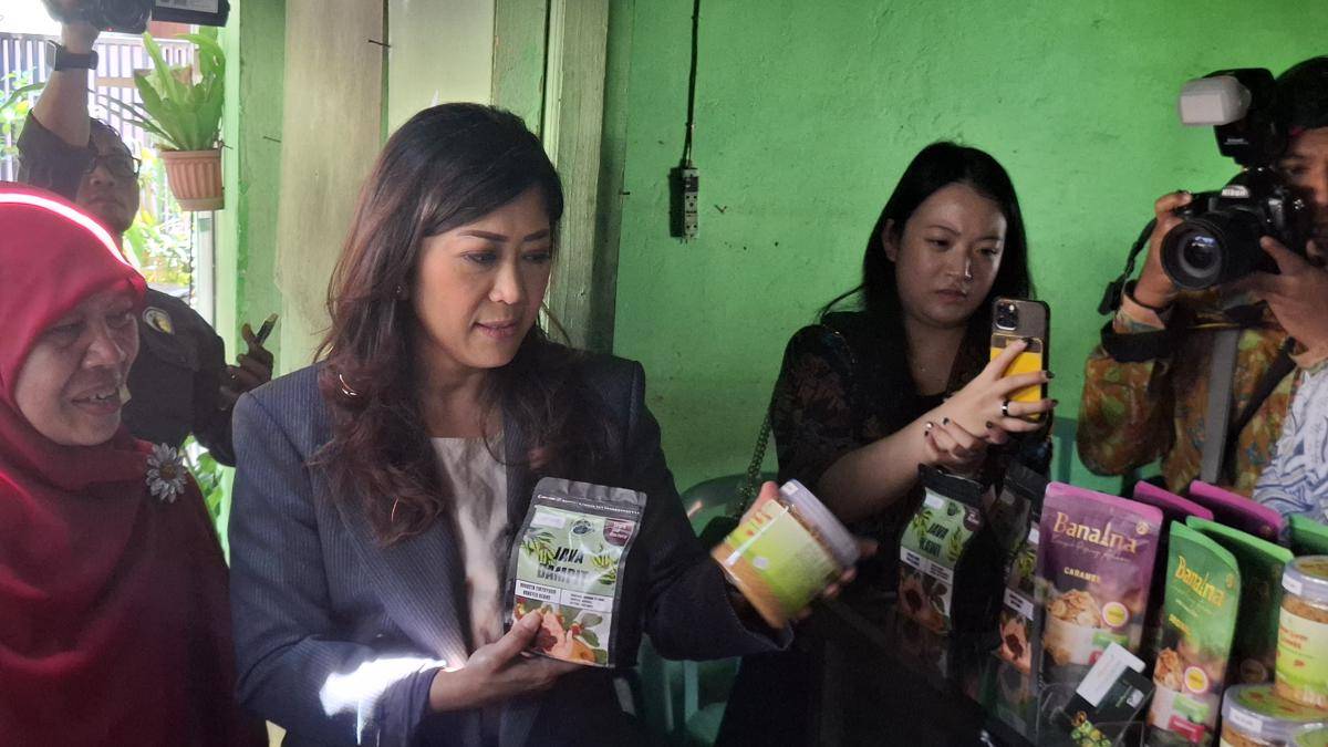 Menkomdigi RI, Meutya Hafid saat berada di Kota Malang. (IDN Times/Rizal Adhi Pratama)