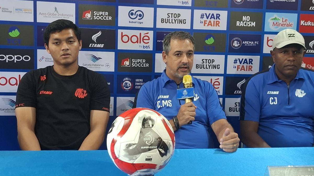 Pelatih Arema FC, Marcos Santos. (IDN Times/Rizal Adhi Pratama)