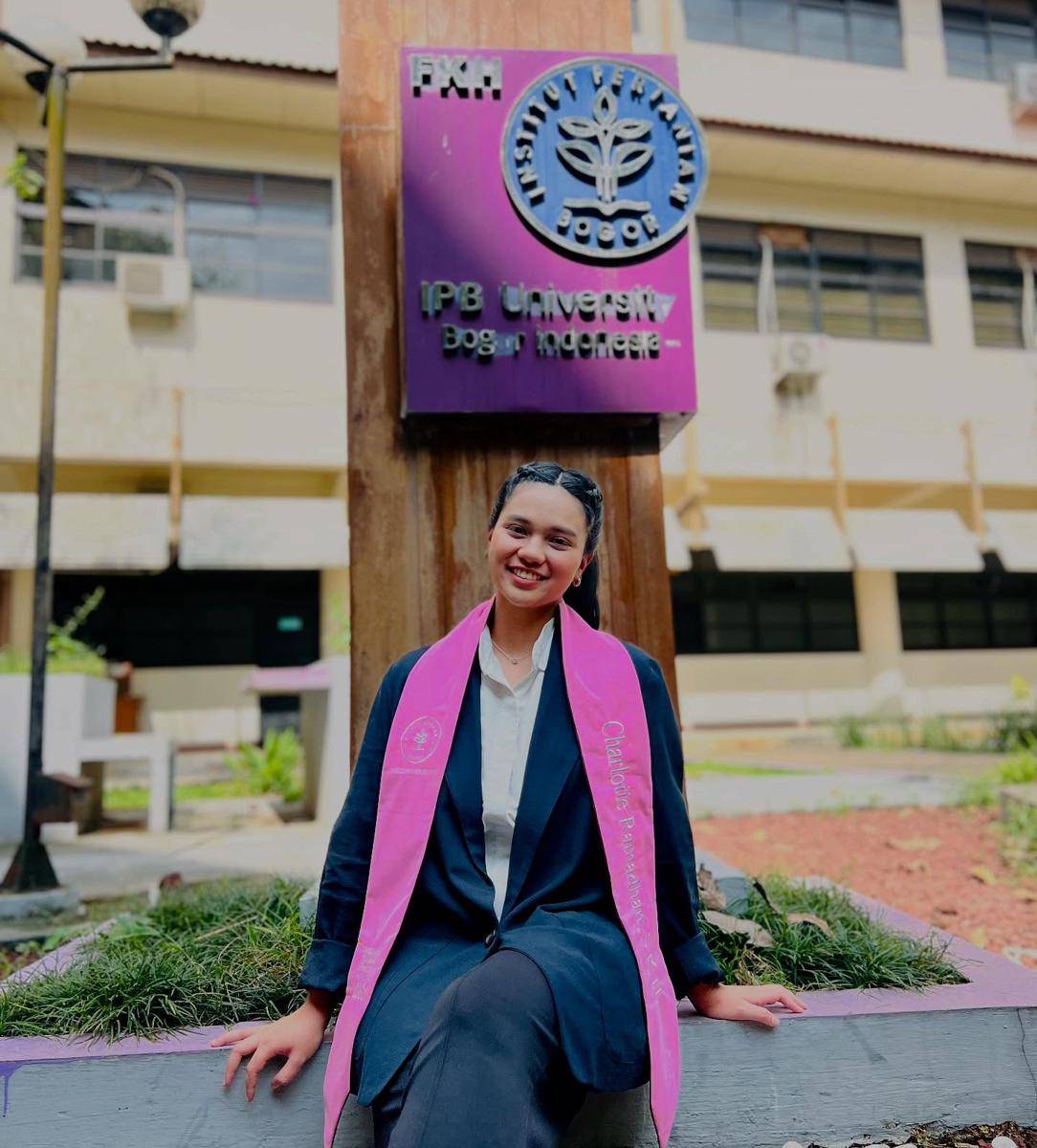 Wisuda Anak Shahnaz Haque (Instagram.com/shahnaz.haque)