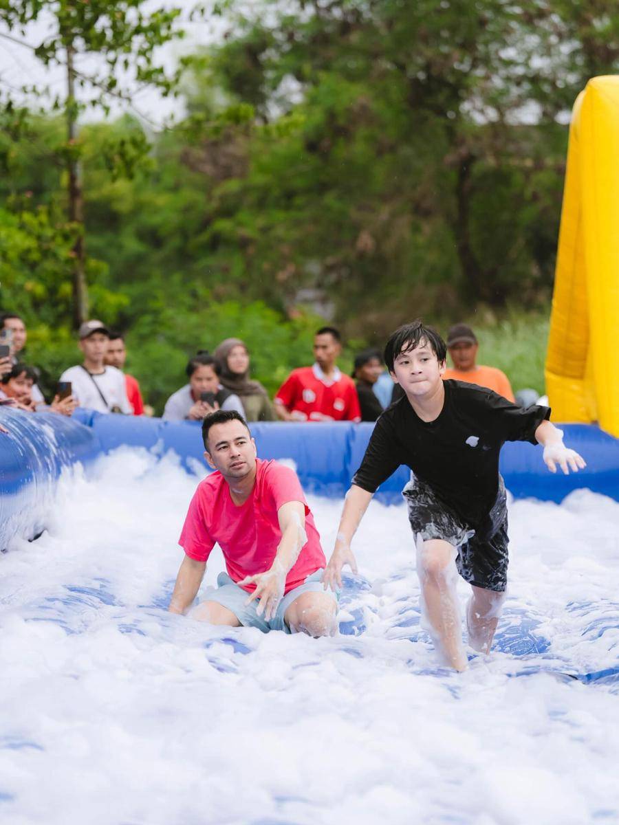 Raffi Ahmad dan Rafathar Sama-sama Cedera usai Lomba 17-an
