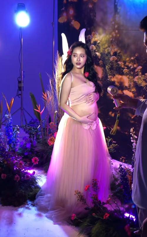Pemotretan Maternity Nita Vior