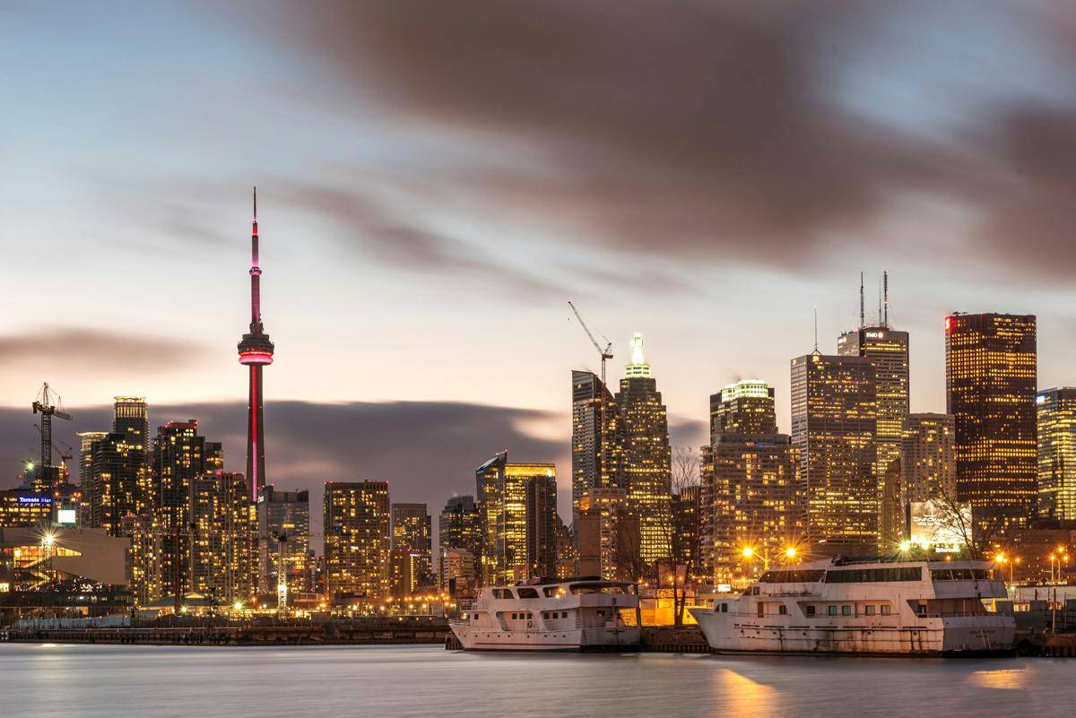 suasana Toronto, Kanada (unsplash.com/fiveamstories)