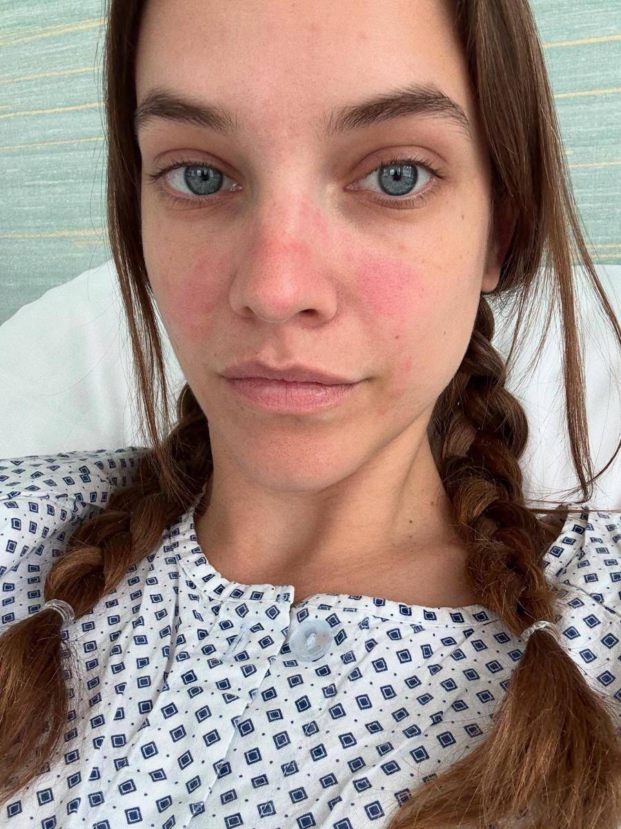 potret Barbara Palvin di rumah sakit (via instagram.com/realbarbarapalvin)