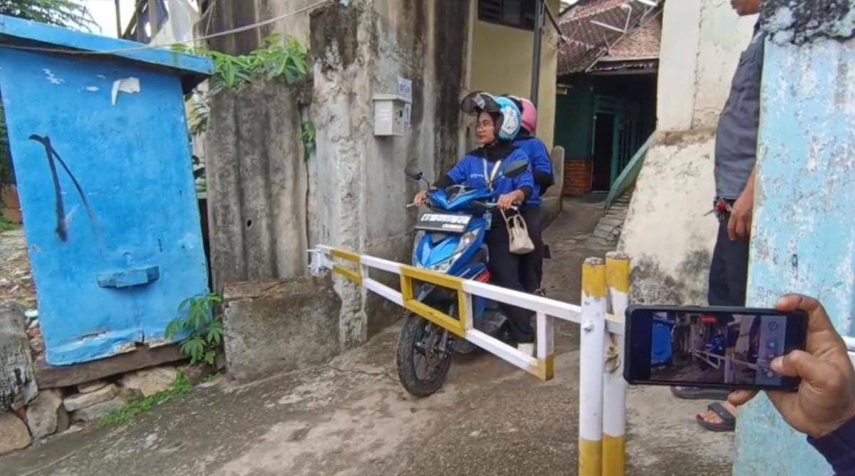 Finger print untuk portal warga di Bandar Lampung. (IDN Times/Muhaimin)