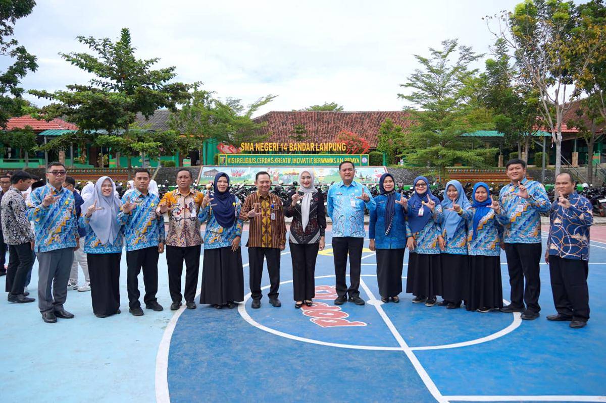 Wakil Gubenur bersama dengan Mafindo. (IDN Times/Pemprov Lampung)