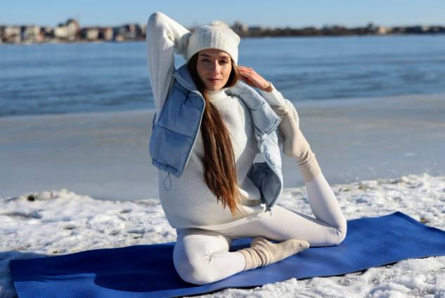 ilustrasi wellness traveling 