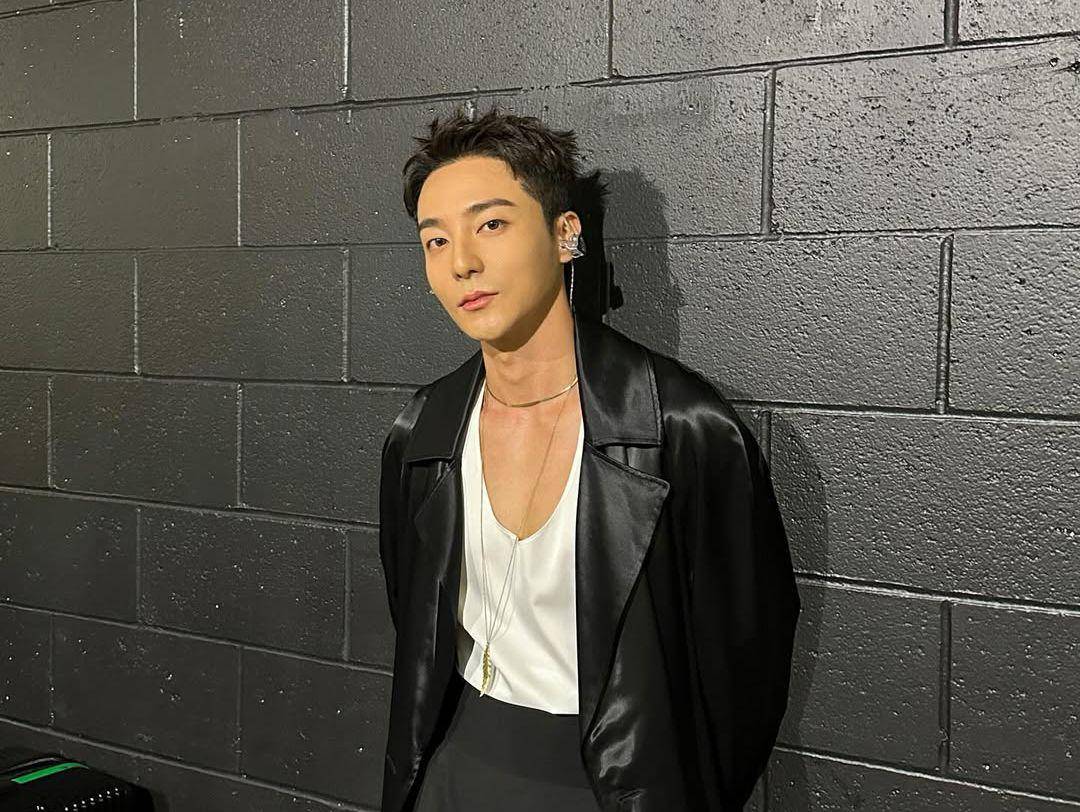 Roy Kim (instagram.com/roykimmusic)