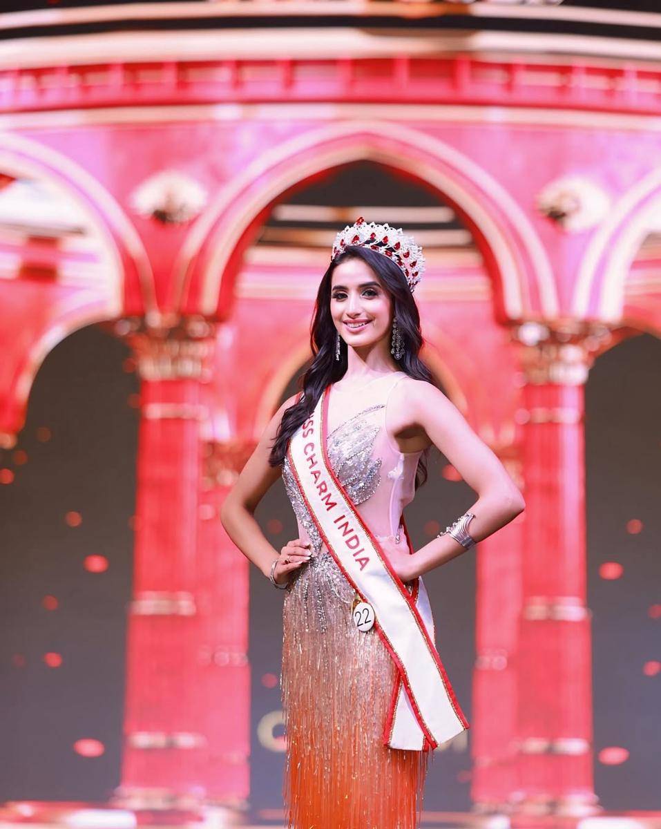 Potret Miss Charm India 2025, Mehakk Dhingrra (instagram.com/misscharm.tv)