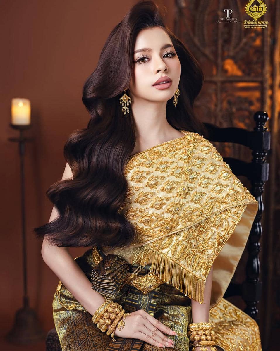 Potret Miss Charm Kamboja 2025, Det Sreyneat (instagram.com/misscharm.tv)