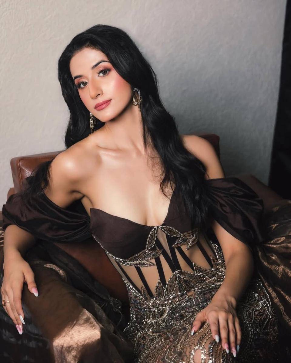 Potret Miss Charm India 2025, Mehakk Dhingrra (instagram.com/misscharm.tv)