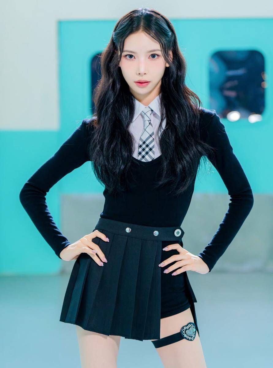 Secret Number (instagram.com/secretnumber.official)