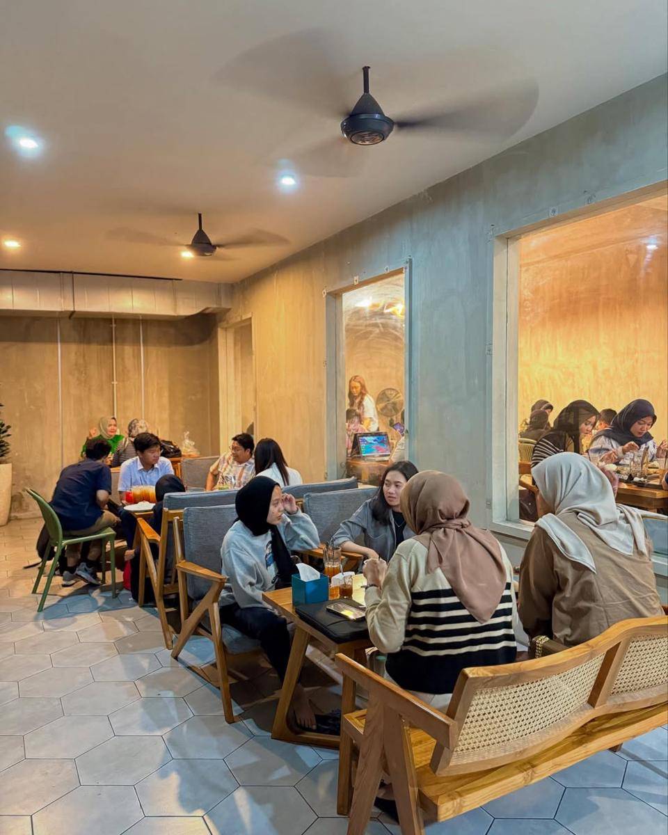 Potret suasana di Nuk Coffee