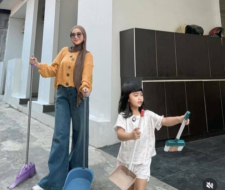 potret Moana dapat warisan kosan 8 kamar dari Ricis