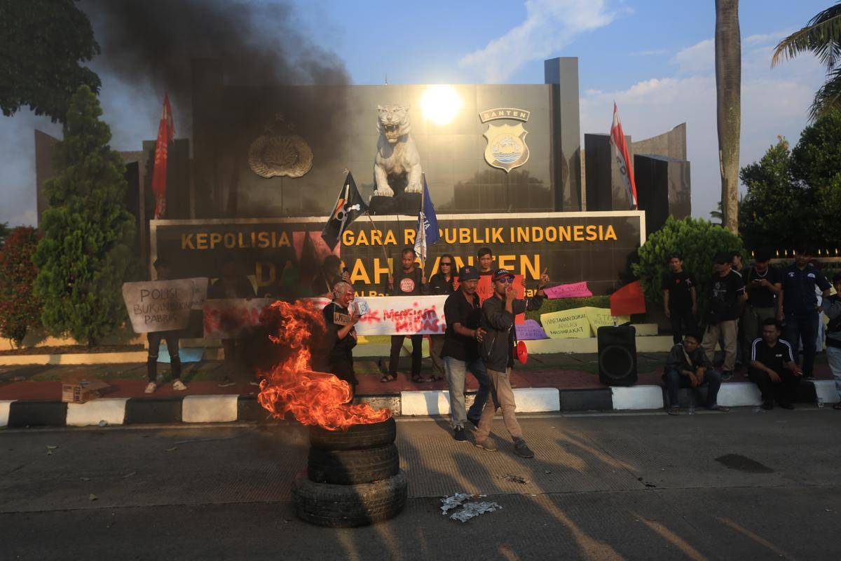 Demo wartawan di Polda Banten