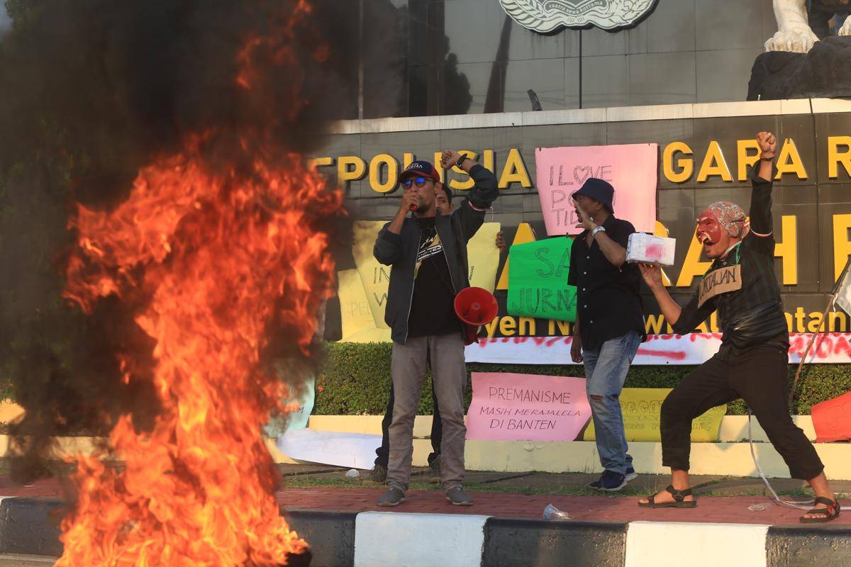 Demo wartawan di Polda Banten 