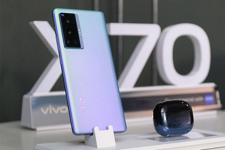 ilustrasi HP vivo 