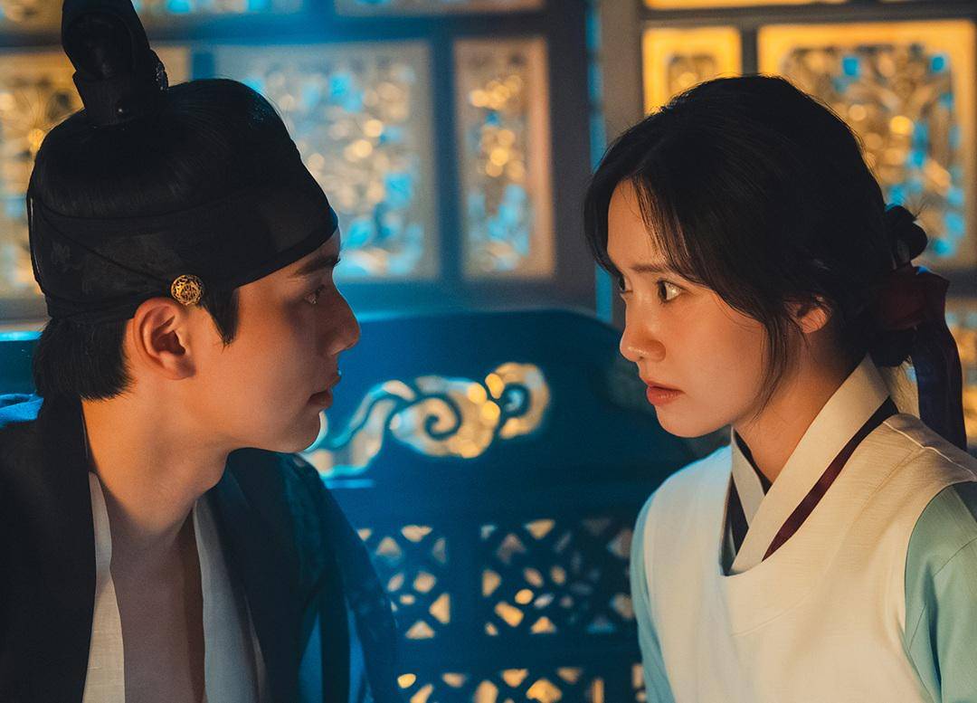 still cut drama Korea Bon Appétit, Your Majesty (instagram.com/tvn_drama)