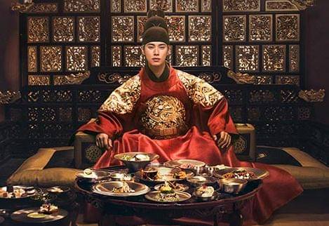 still cut drama Korea Bon Appétit, Your Majesty (instagram.com/tvn_drama)