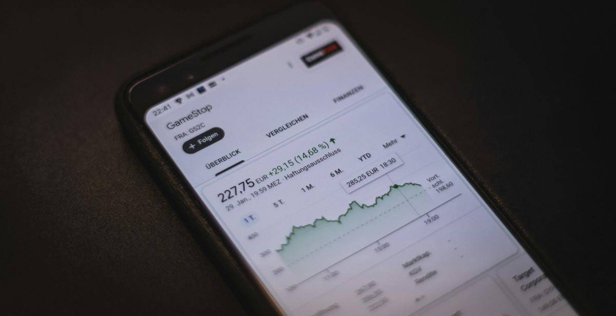 ilustrasi hedge fund (unsplash.com/Michael Förtsch)