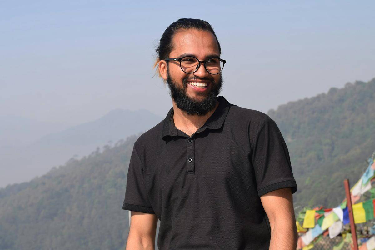 ilustrasi pria bahagia (unsplash.com/hemrajrijal)