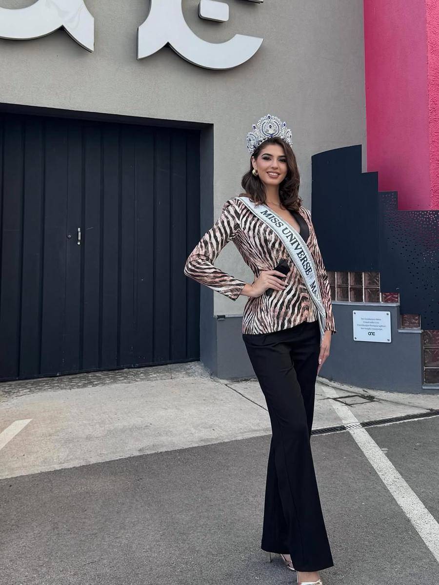 potret Julia Ann Cluett, Miss Universe Malta 2025 (instagram.com/juliacluett)