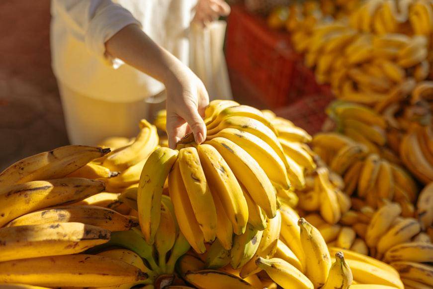 ilustrasi buah pisang (unsplash.com/JSB Co.)