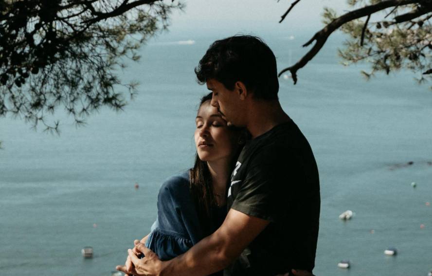 illustrasi pasangan romantis (pexels.com/João Jesus)