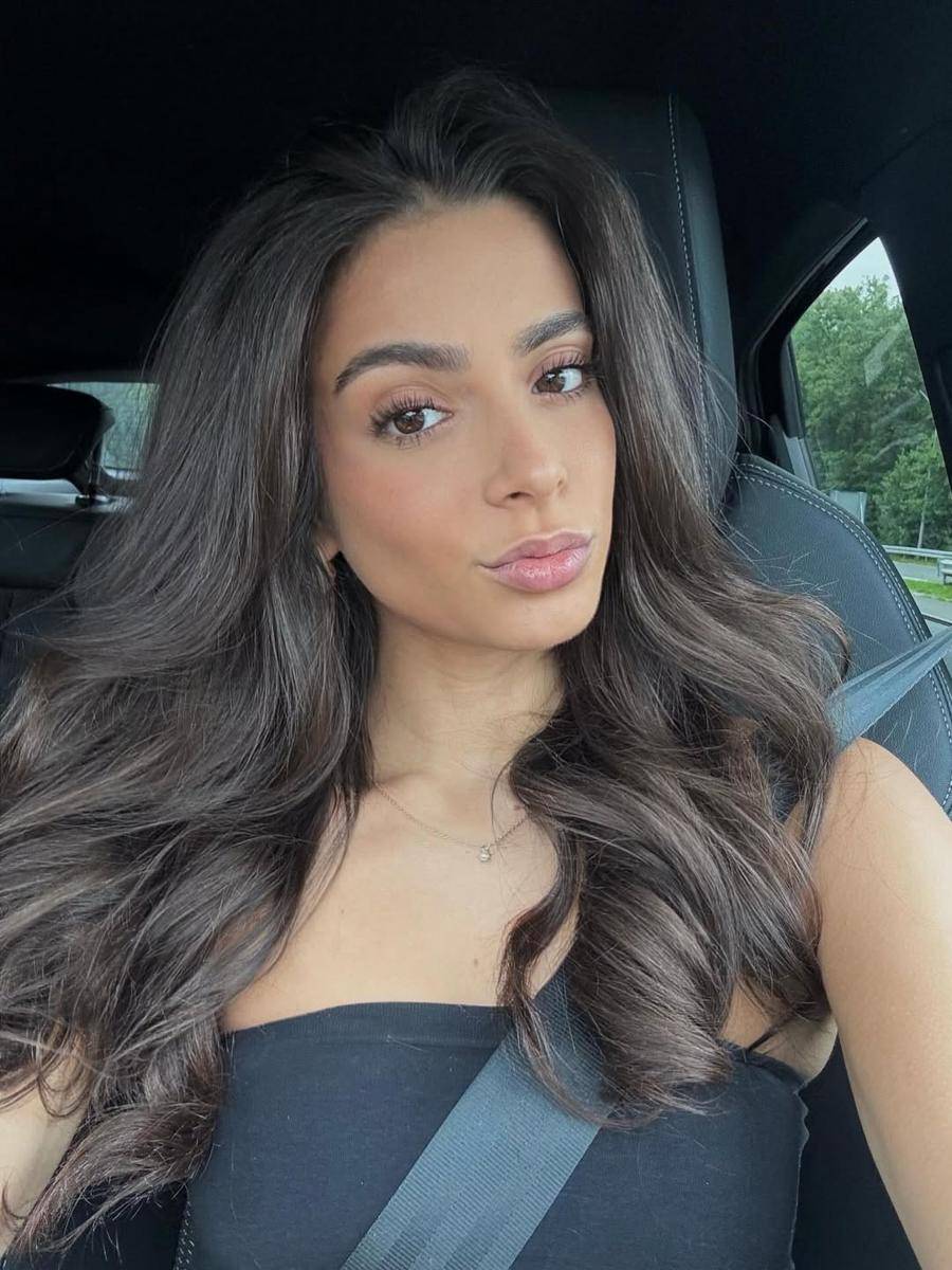 Potret Miss Charm Belanda 2025, Jaelin Ramadhin (instagram.com/jaelin.amaris)