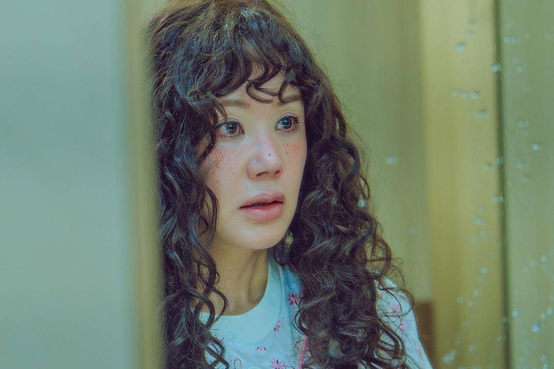Uhm Jung Hwa di Troublesome Star (instagram.com/channel.ena.d)