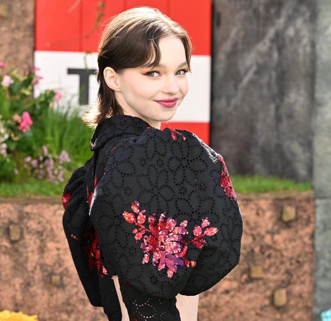 Inspirasi hairstyle ala Emma Myers (instagram.com/ememyers)