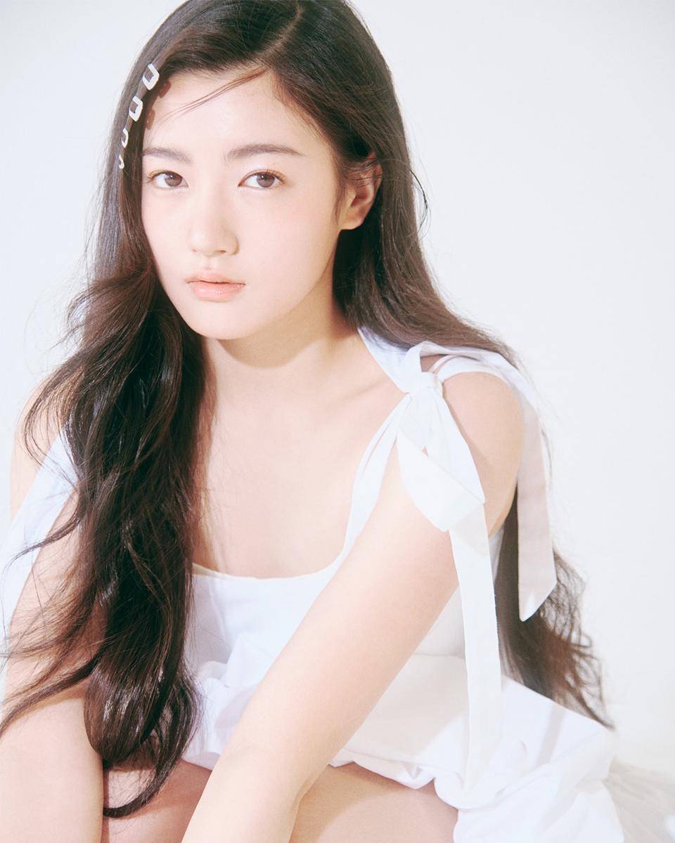Seohyeon AtHeart (instagram.com/atheart.titan)