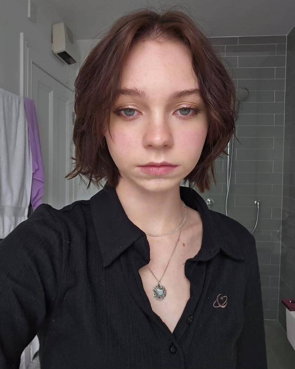 Inspirasi hairstyle ala Emma Myers (instagram.com/ememyers)