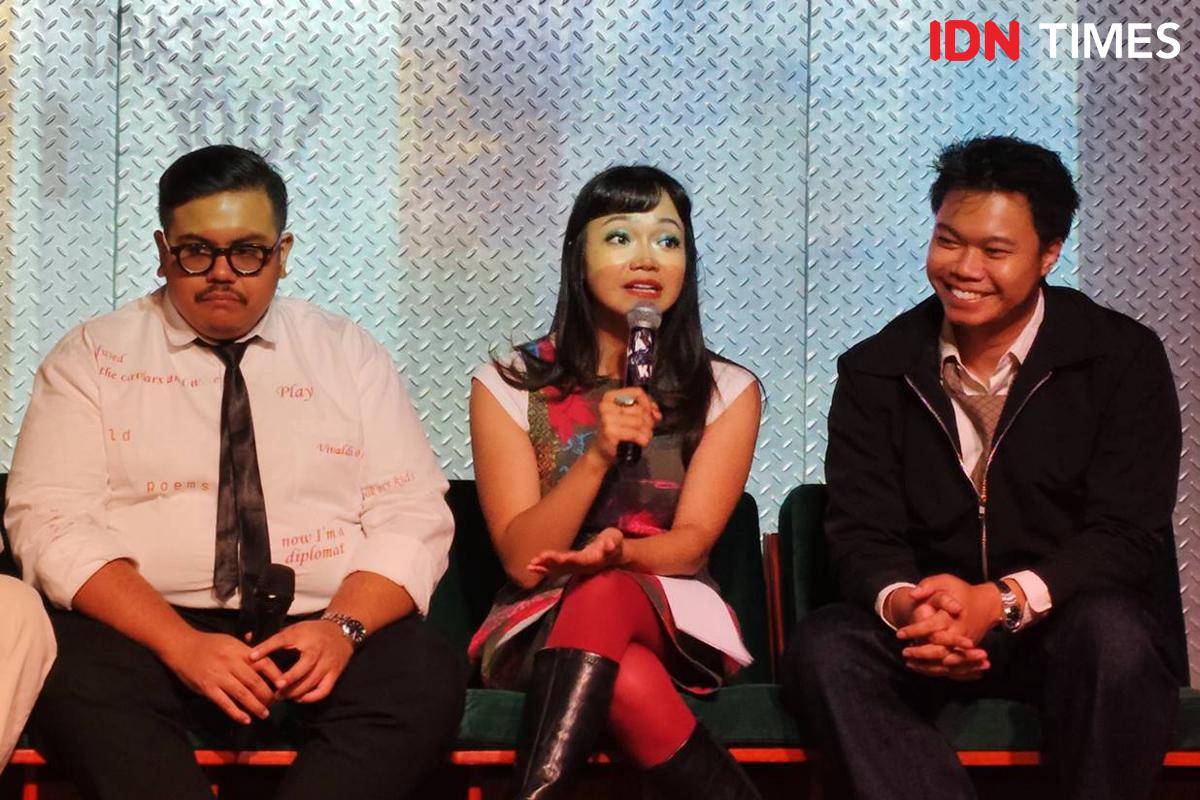 Fathia jadikan Now I'm a Diplomat sebagai kejutan untuk sang ayah.jpg
