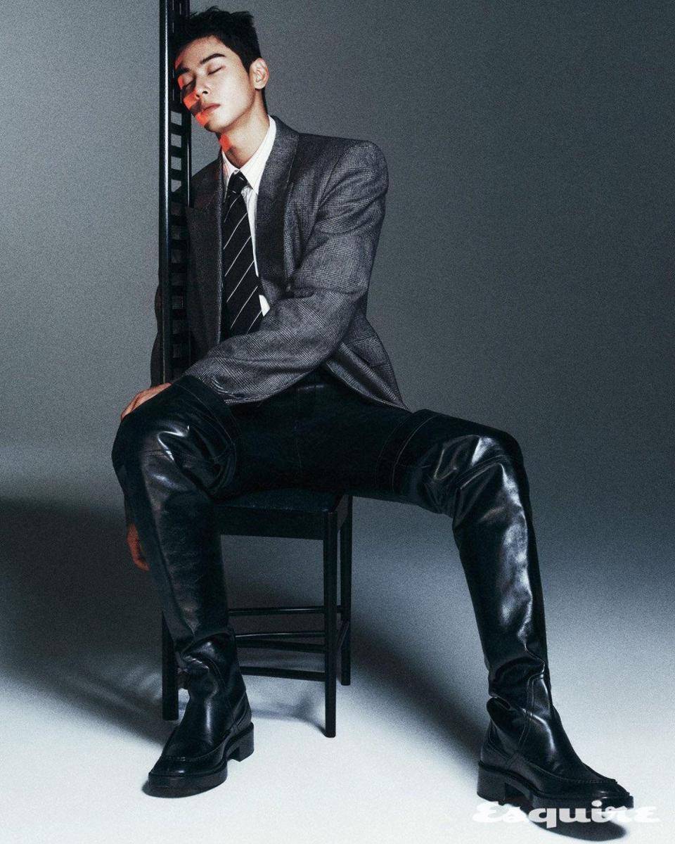 Cha Eun Woo dalam Majalah Esquire