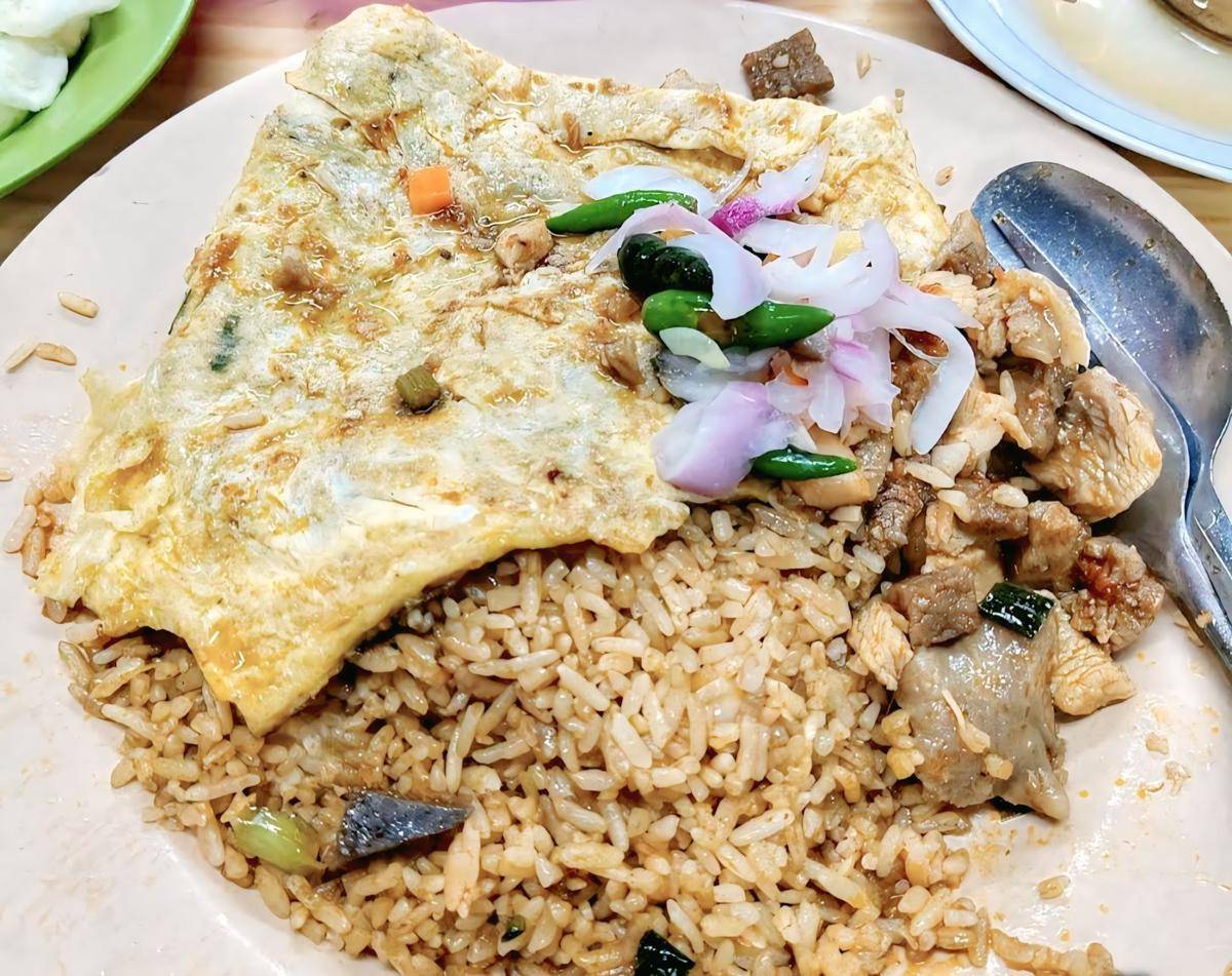 Nasi Goreng Pandu Julia Sari (google.com/maps/Juni Lim)