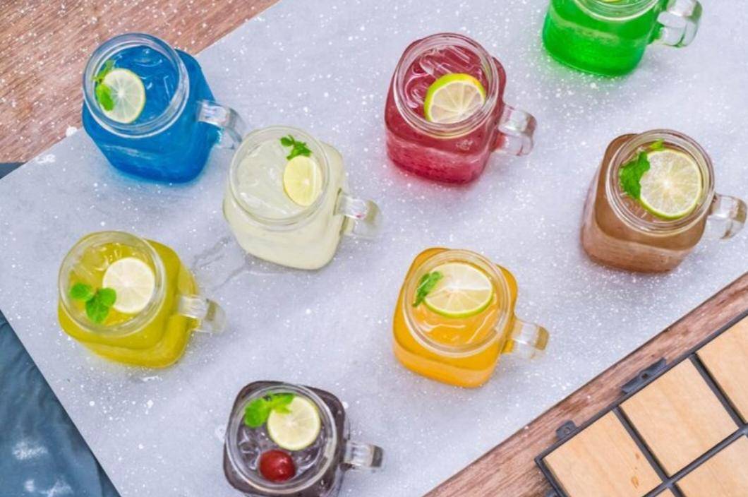 ilustrasi jualan minuman dingin