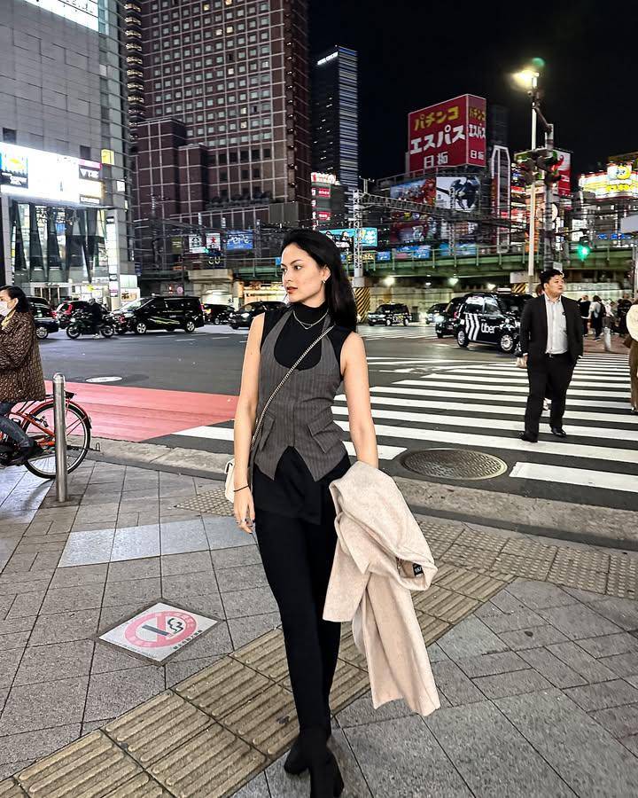 inspirasi OOTD pemeran Perempuan Pembawa Sial (instagram.com/clarabernadeth)