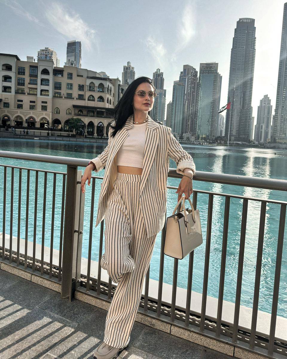 inspirasi OOTD pemeran Perempuan Pembawa Sial (instagram.com/clarabernadeth)