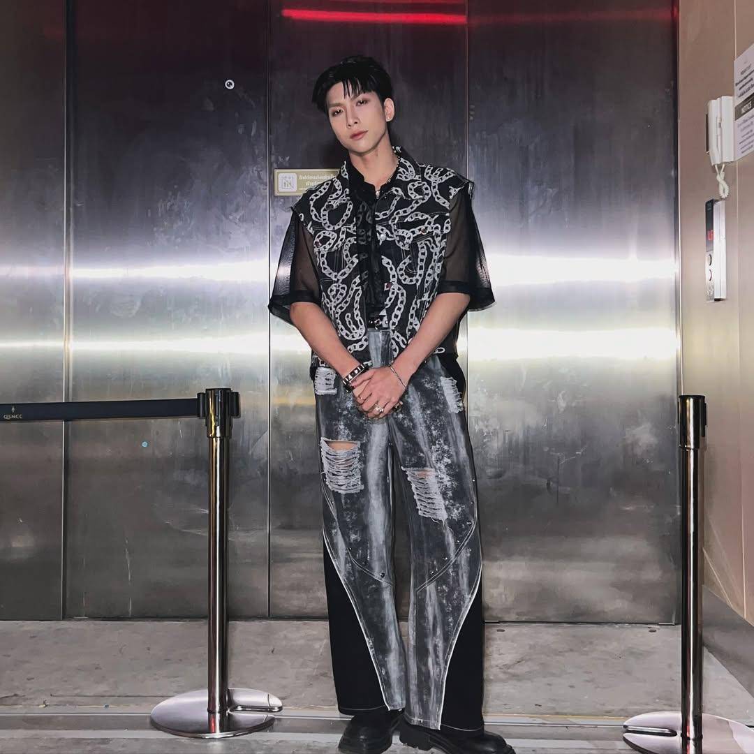 Palm PERSES (instagram.com/palmww)