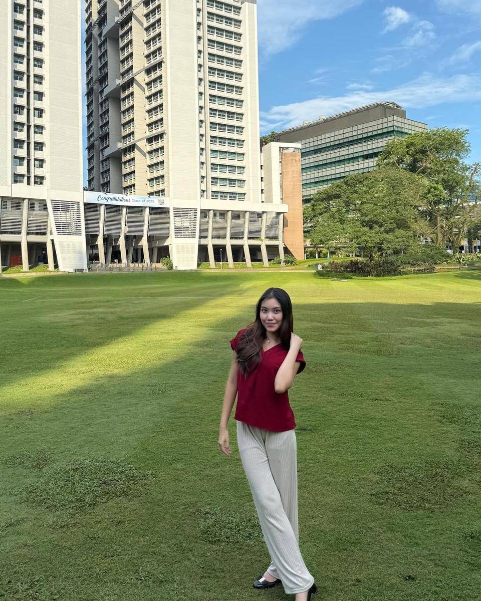 OOTD ngampus ala peserta CoC S2 (instagram.com/keisharch)