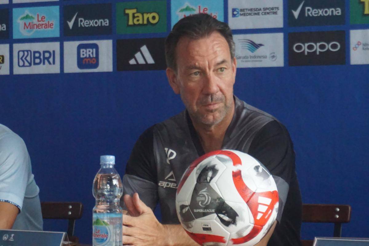 Van Gastel Pastikan Anton Fase Siap Debut Bela PSIM vs Persib