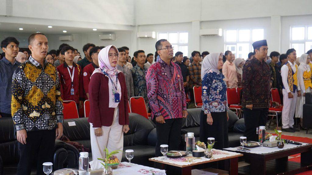 Mahasiswa Institut Teknologi Sumatera (Itera) Resmi Dikukuhkan Sebagai Duta Literasi Keuangan oleh OJK (Dok/Humas Itera)
