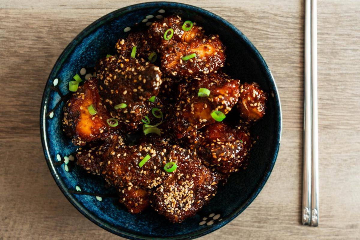 ilustrasi resep ayam goreng tepung khas Korea Selatan 