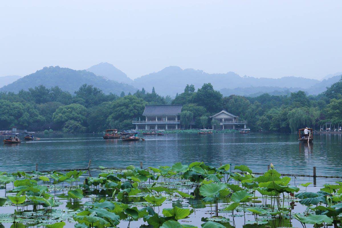 ilustrasi itinerary 3–5 hari di Chongqing, China (pexels.com/Deep sea)