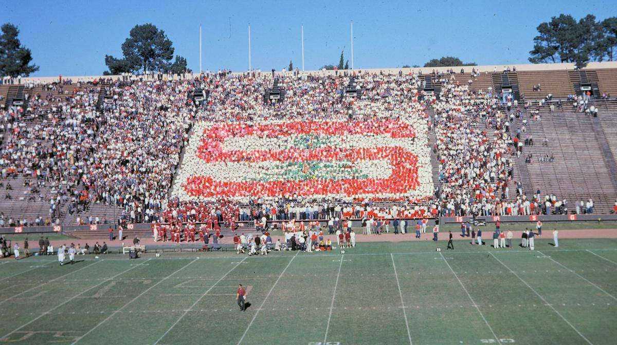 ilustrasi card stunt di Stanford University (stanfordmag.org)