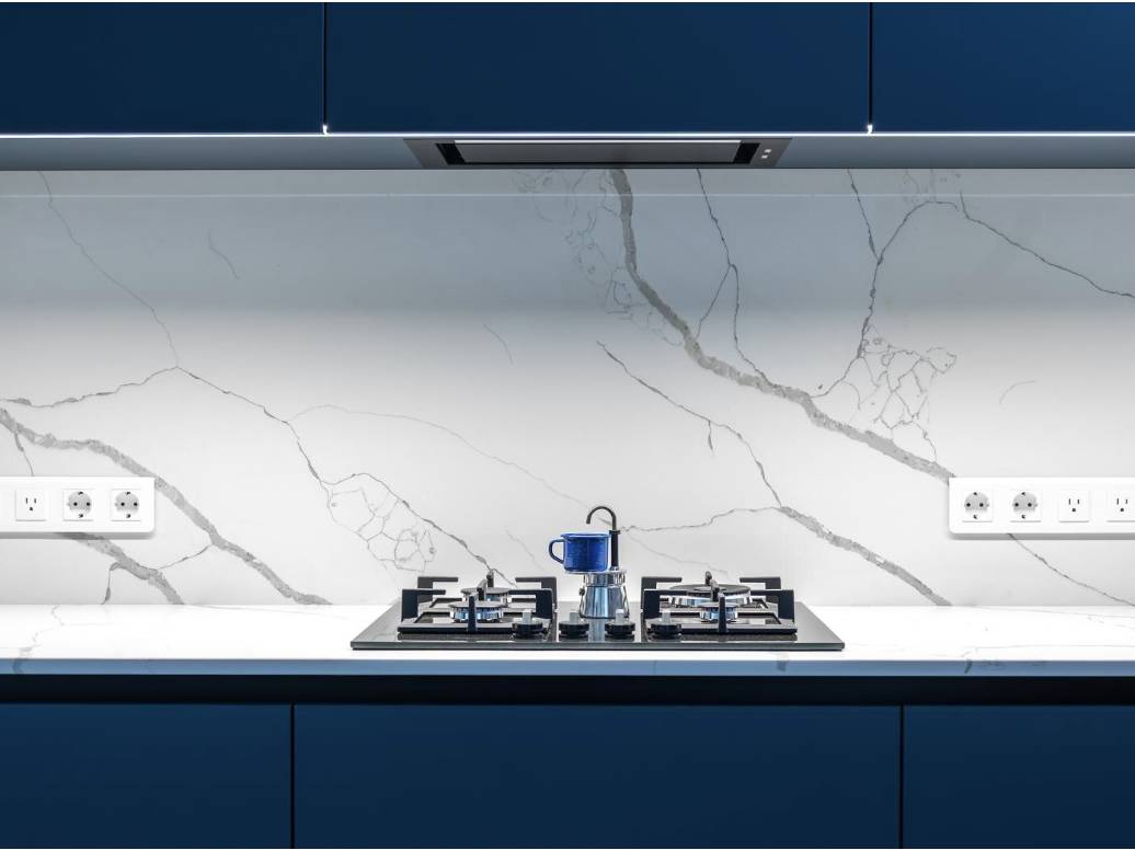 ilustrasi backsplash motif marmer