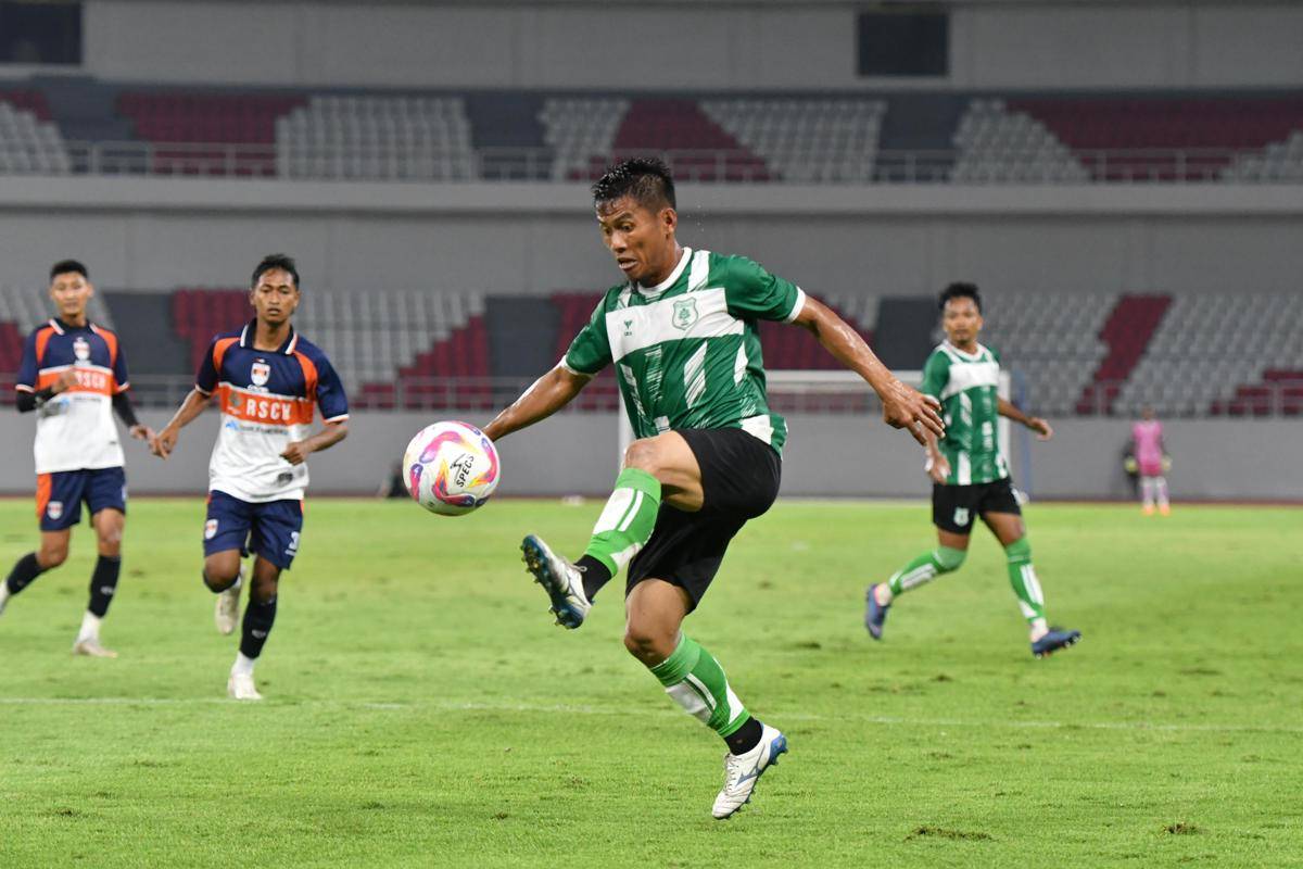 Duel PSMS kontra Kendal Tornado pada uji coba jelang Liga 2 di Stadion Jatidiri Semarang, Jawa Tengah, Jumat (22/8/2025) (Dok.PSMS)