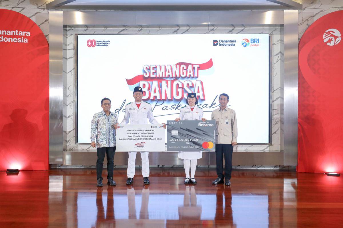 BRI memberikan apresiasi kepada Paskibraka yang bertugas di HUT ke-80 Republik Indonesia, 17 Agustus 2025 (Dokumentasi BRI)