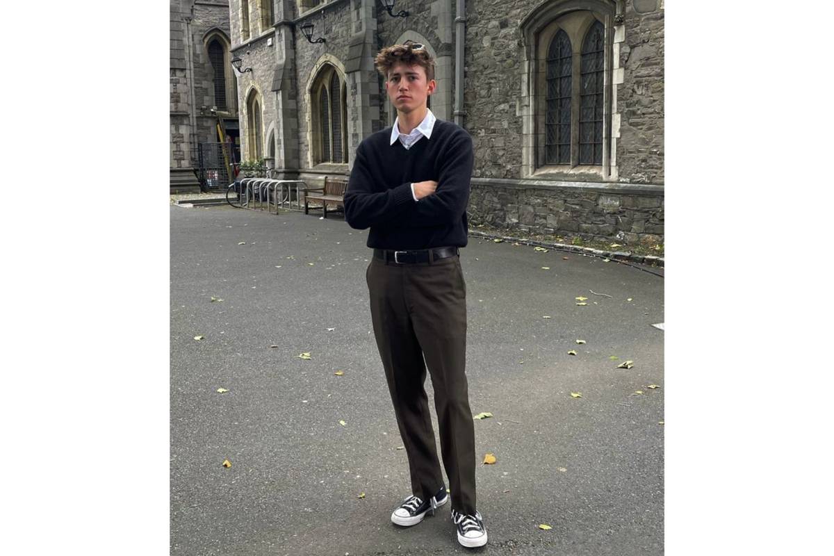 Ide outfit kuliah pria 